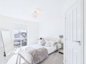 Photo 21- click for photo gallery